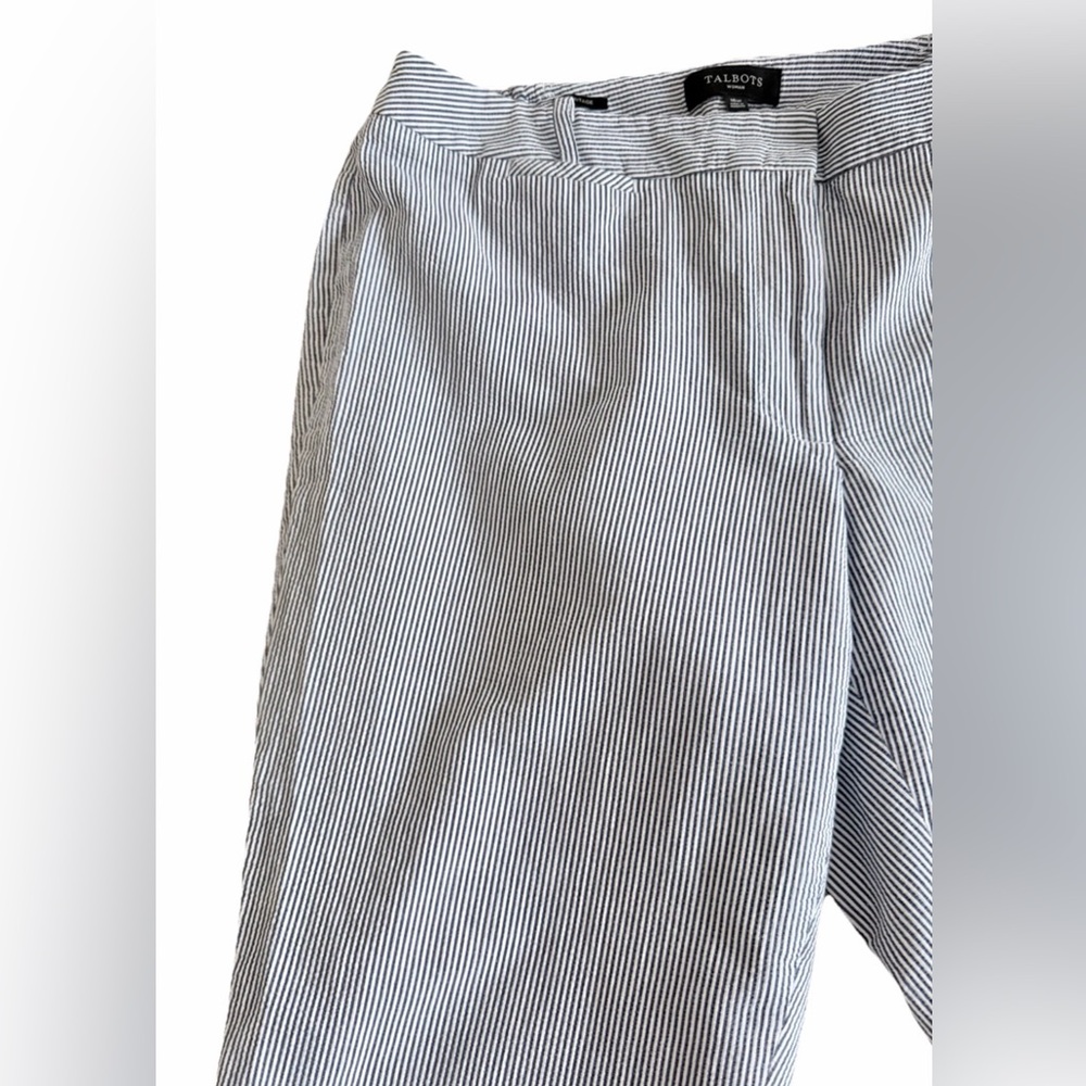 TALBOTS HERITAGE Blue + White Striped Seersucker Crop Summer Pants Plus 16W - Picture 2 of 5
